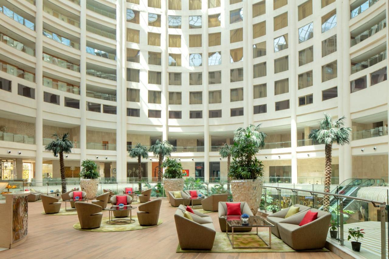 Radisson Blu Hotel New Delhi Dwarka Экстерьер фото The lobby of the hotel